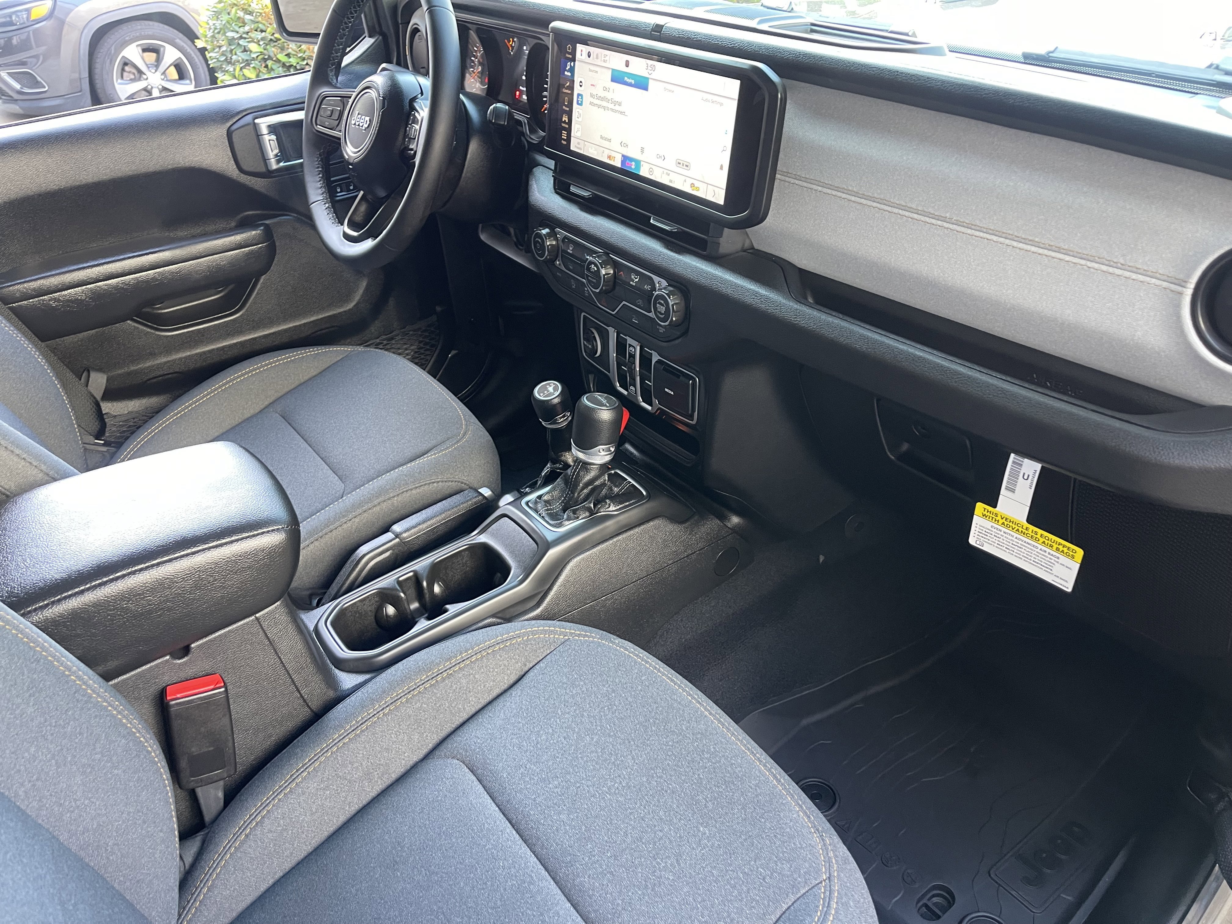 New 2026 Jeep Gladiator Sport AWD/4WD image 23