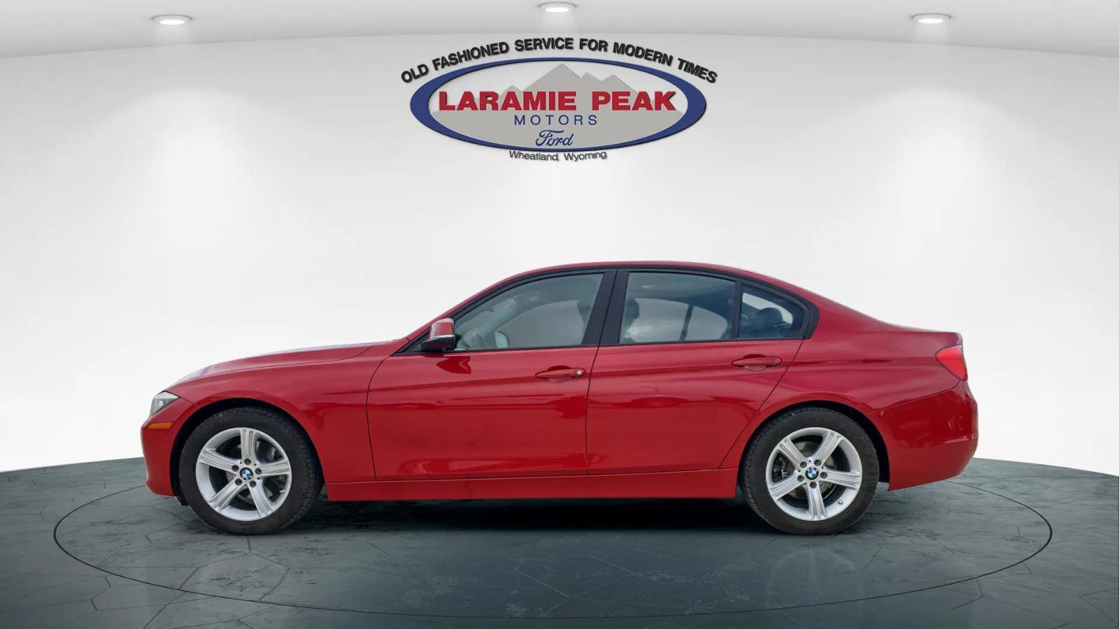 Used 2015 BMW 320i xDrive Sedan AWD/4WD image 7