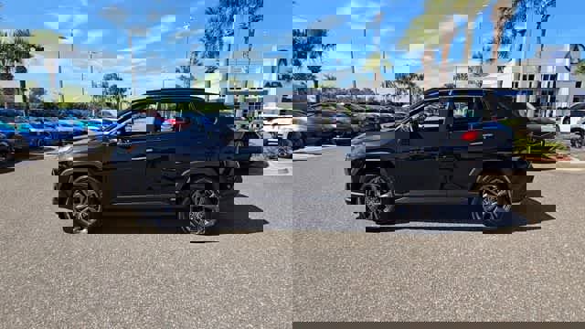 Used 2025 Toyota RAV4 Limited w/ Advanced Technology Package image 5