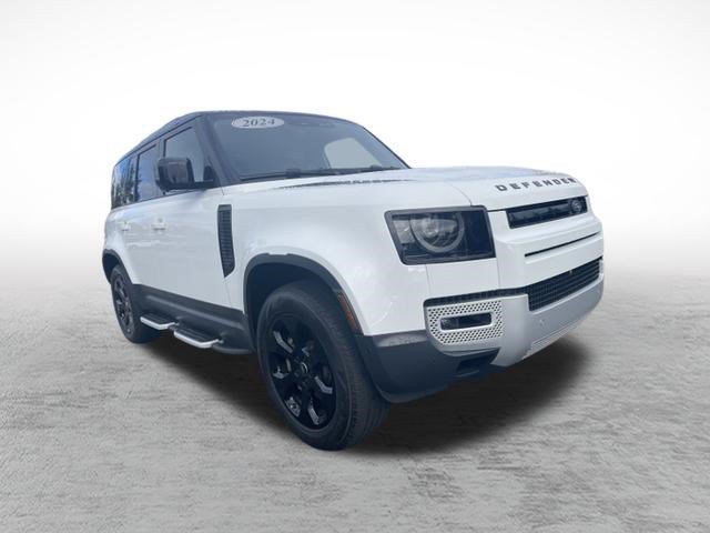 Used 2024 Land Rover Defender 110 S AWD/4WD image 3