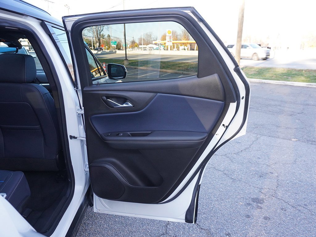 Used 2024 Chevrolet Blazer RS w/ Driver Confidence II Package image 30