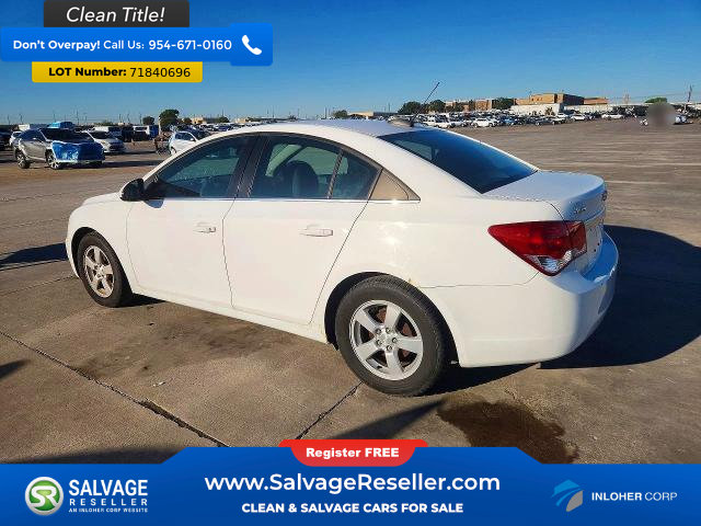 Used 2016 Chevrolet Cruze LT FWD image 3