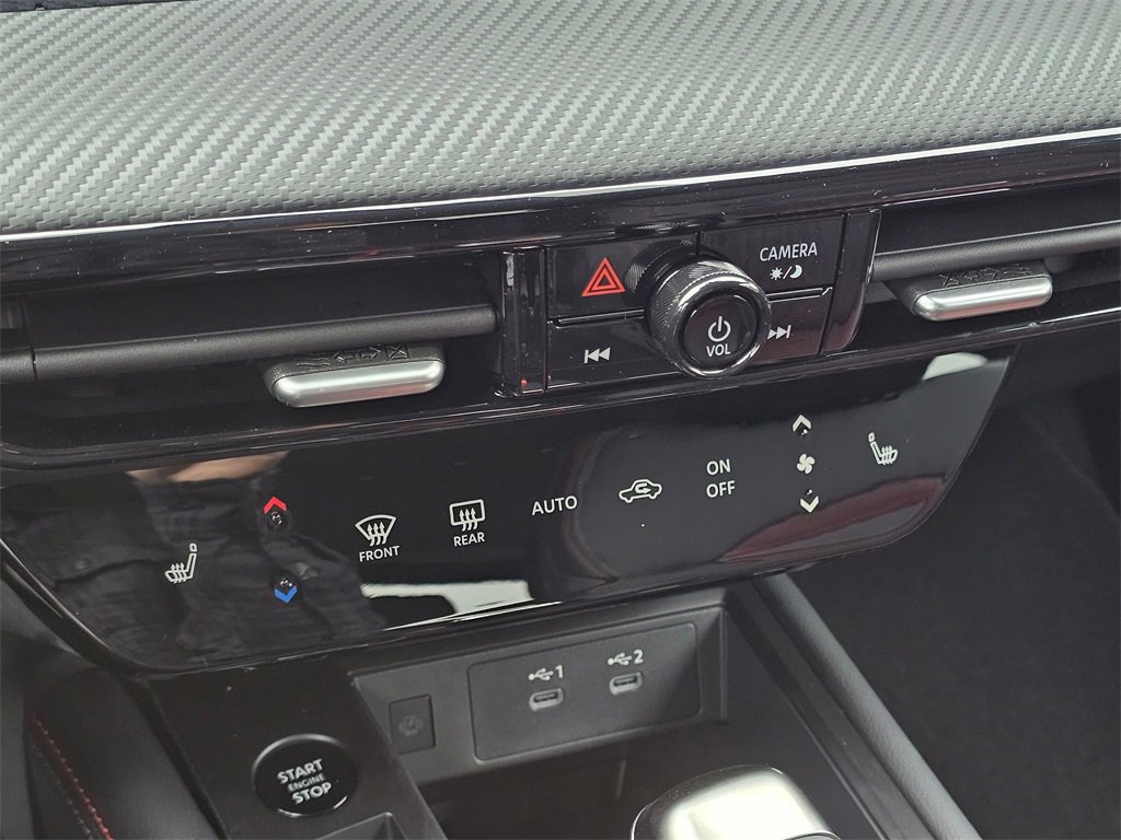 New 2026 Nissan Kicks SR image 13