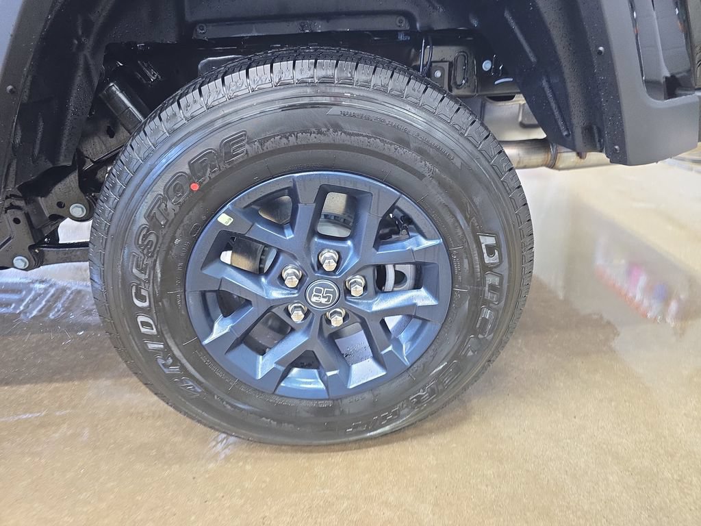 New 2026 Jeep Gladiator Sport AWD/4WD image 34