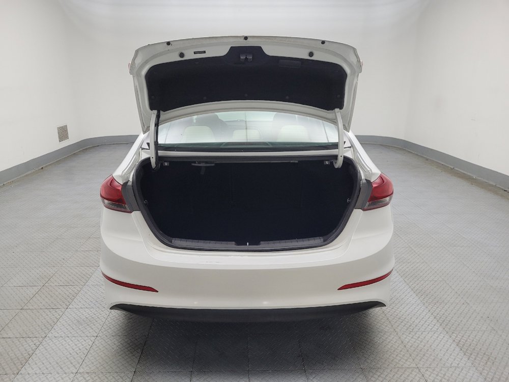 Used 2017 Hyundai Elantra SE image 29