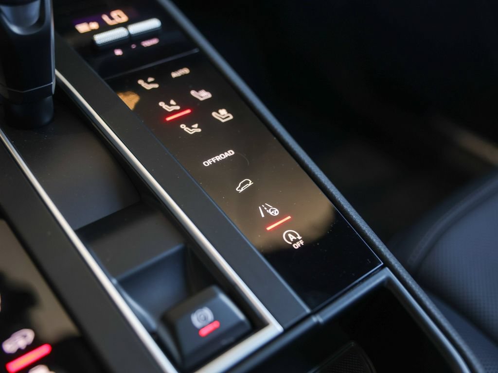 New 2026 Porsche Macan S AWD/4WD image 27