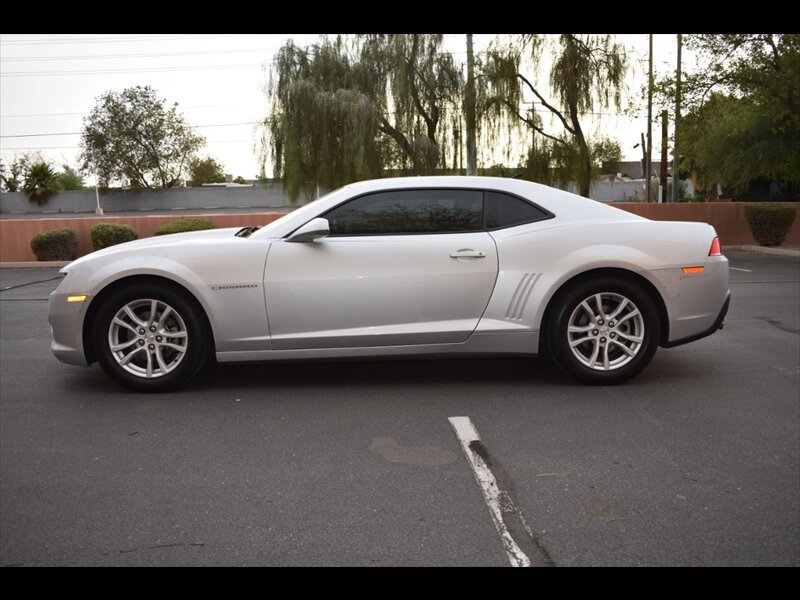 Used 2015 Chevrolet Camaro LS RWD image 4