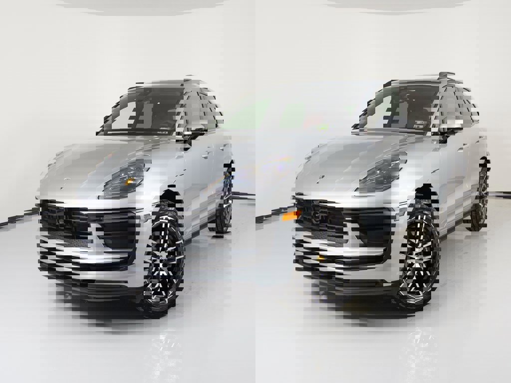 New 2026 Porsche Macan