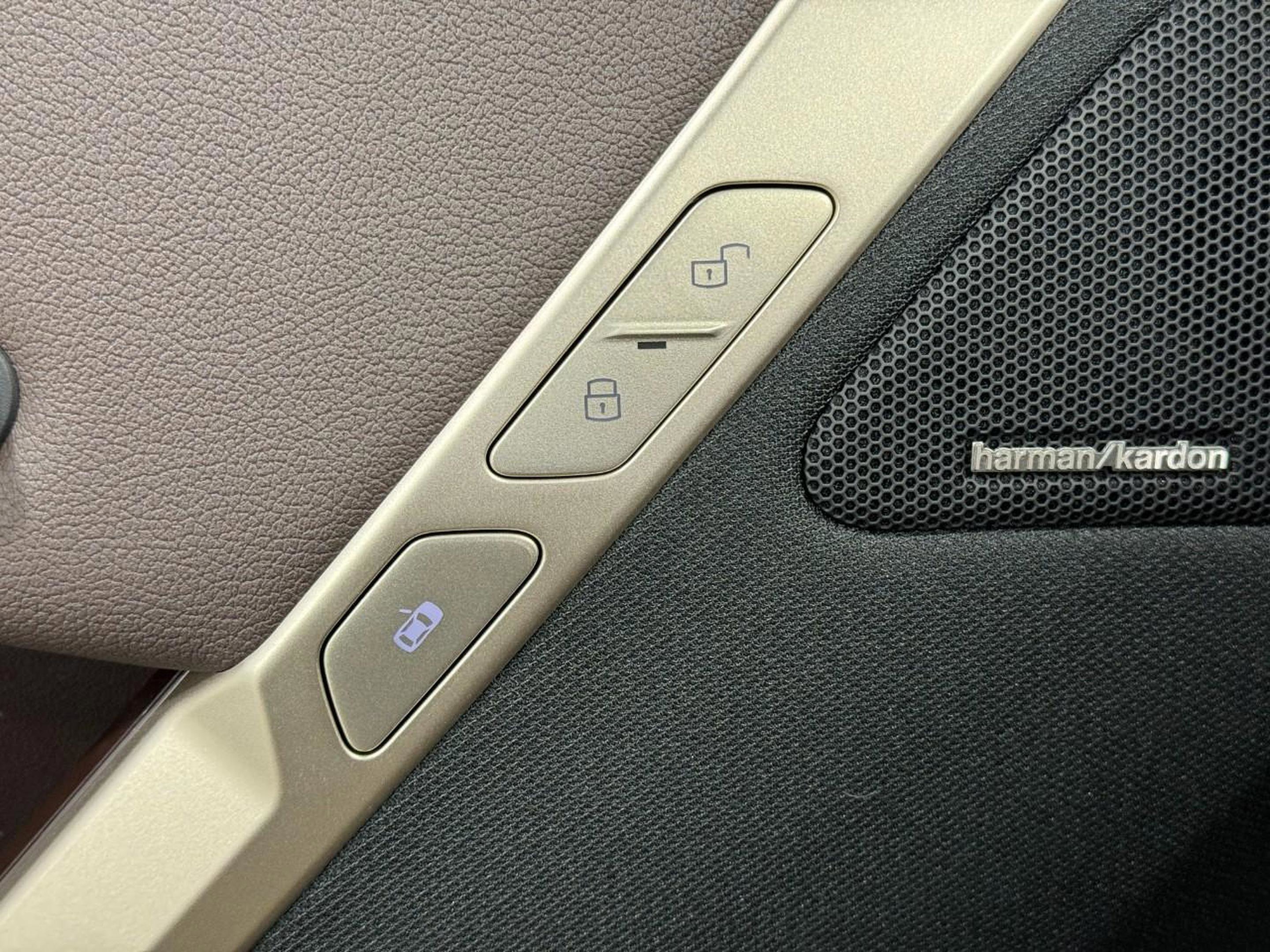 New 2026 BMW iX xDrive45 image 24