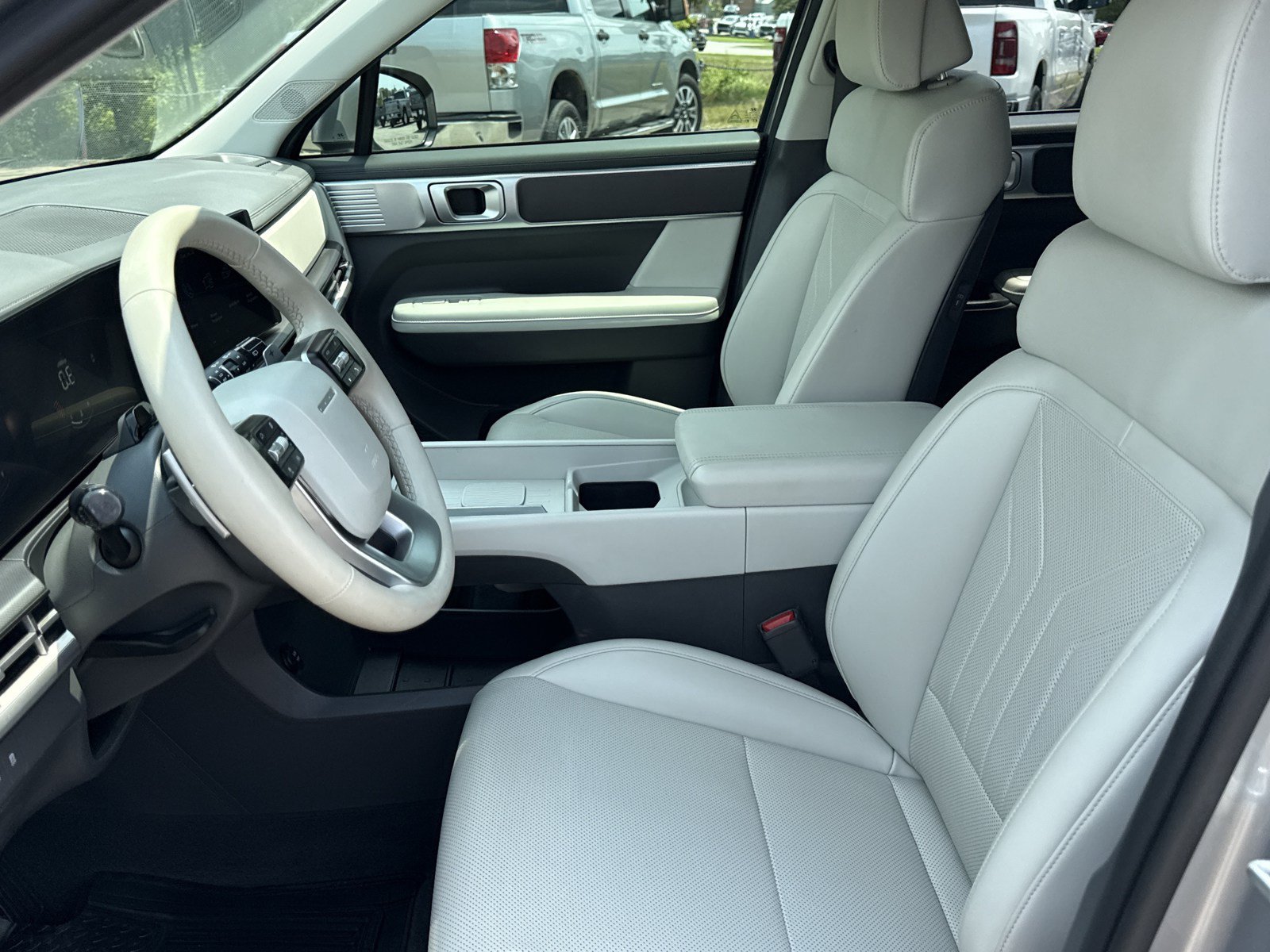 Certified 2024 Hyundai Santa Fe SEL FWD image 11