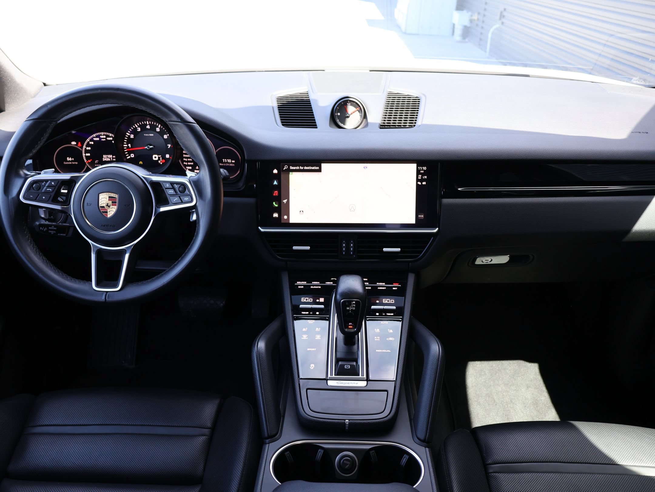 Used 2022 Porsche Cayenne AWD/4WD image 22