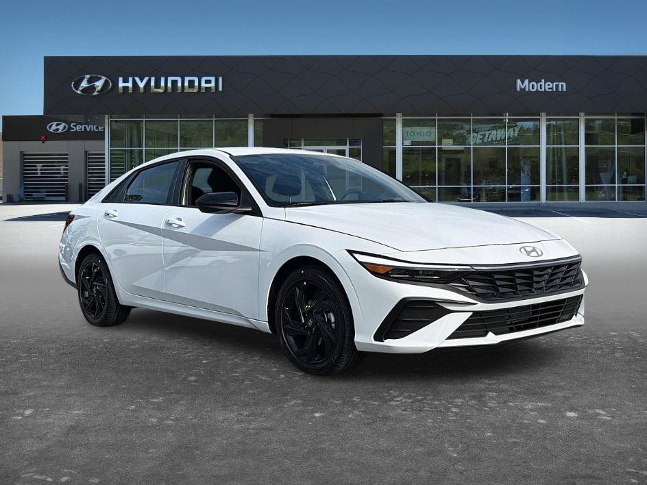 New 2026 Hyundai Elantra Sport FWD image 2