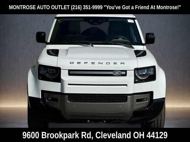 New 2025 Land Rover Defender 110 X-Dynamic SE image 8