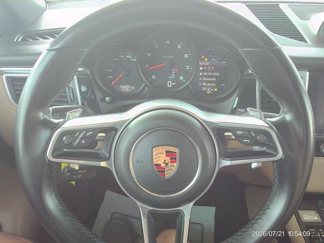 Used 2018 Porsche Macan AWD/4WD image 11