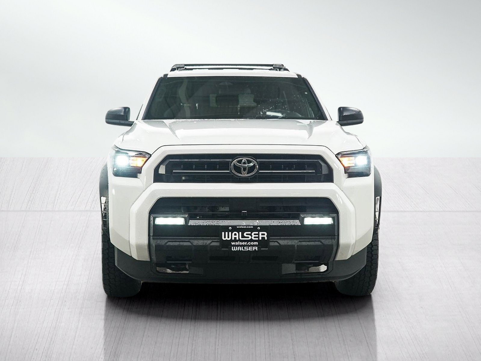 Used 2025 Toyota 4Runner SR5 AWD/4WD image 8