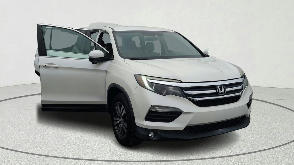 Used 2018 Honda Pilot EX image 8