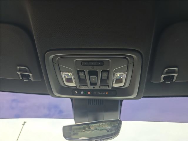 Used 2024 Chevrolet Silverado 1500 ZR2 w/ Technology Package AWD/4WD image 27