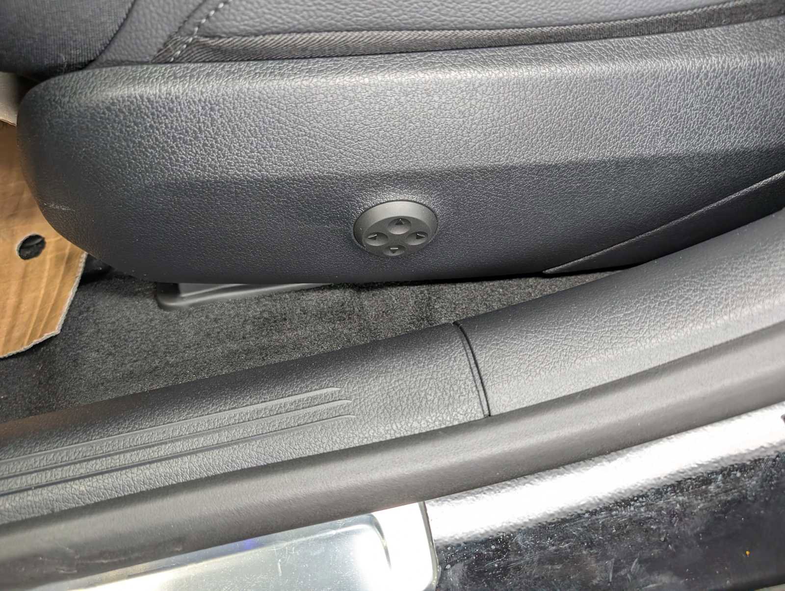 New 2026 Mercedes-Benz C 300 4MATIC Sedan image 28