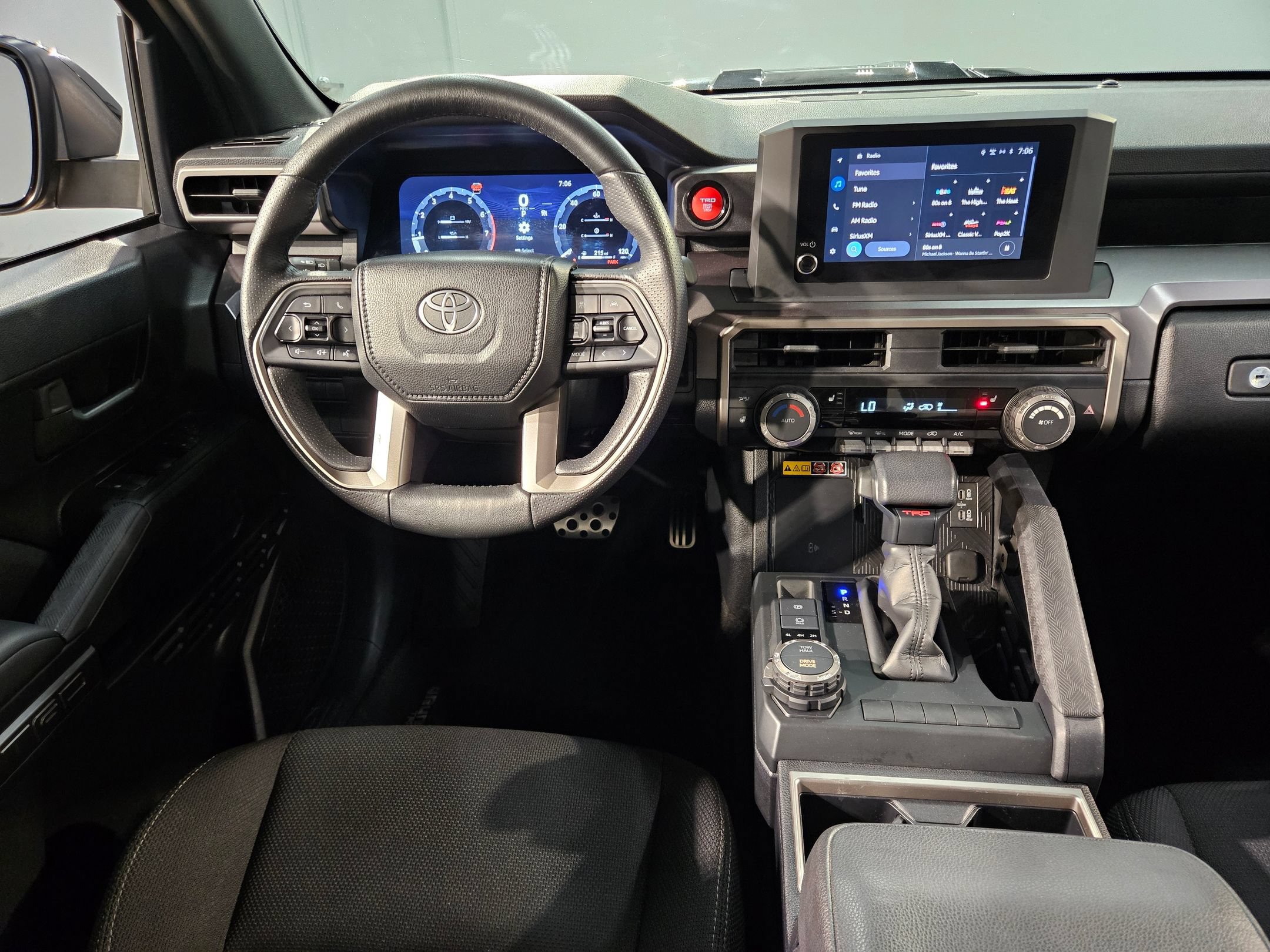 Certified 2025 Toyota 4Runner TRD Sport AWD/4WD image 9