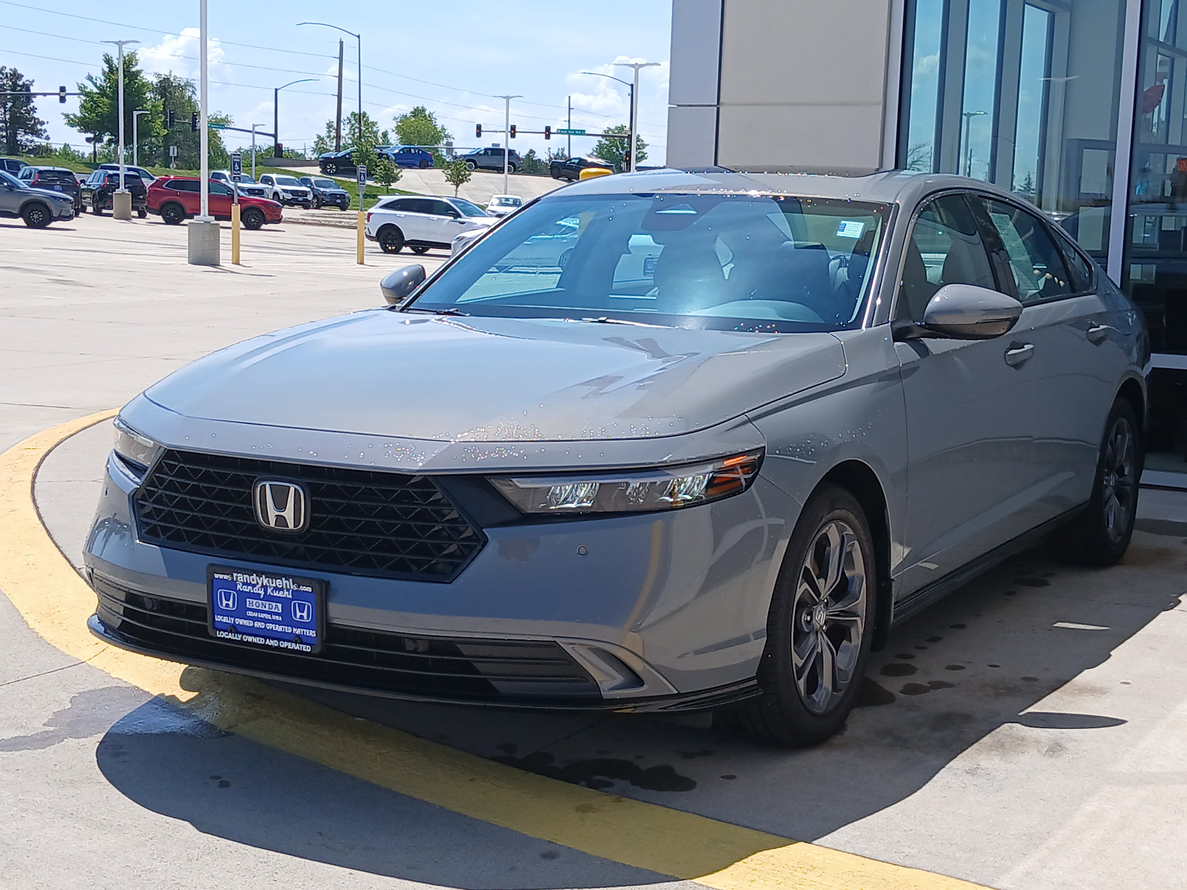 Used 2025 Honda Accord EX-L image 4