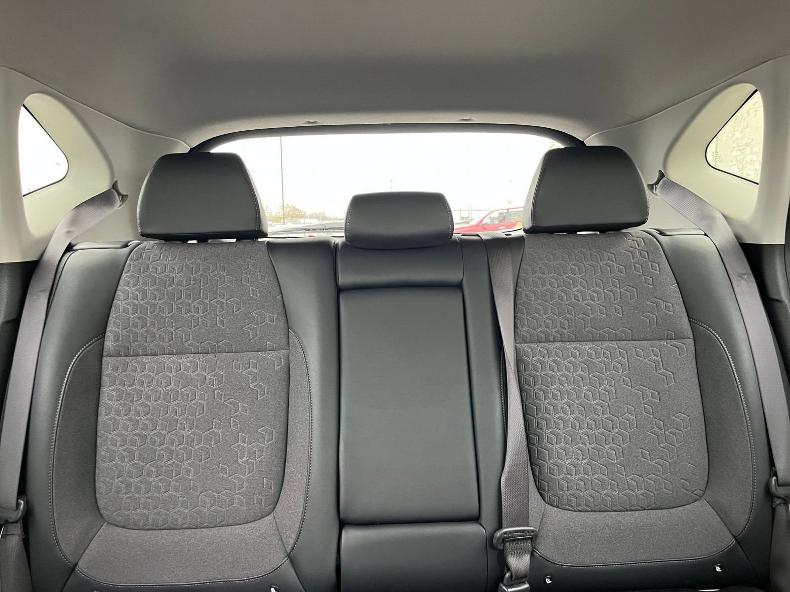 Used 2025 Kia Seltos S FWD image 38