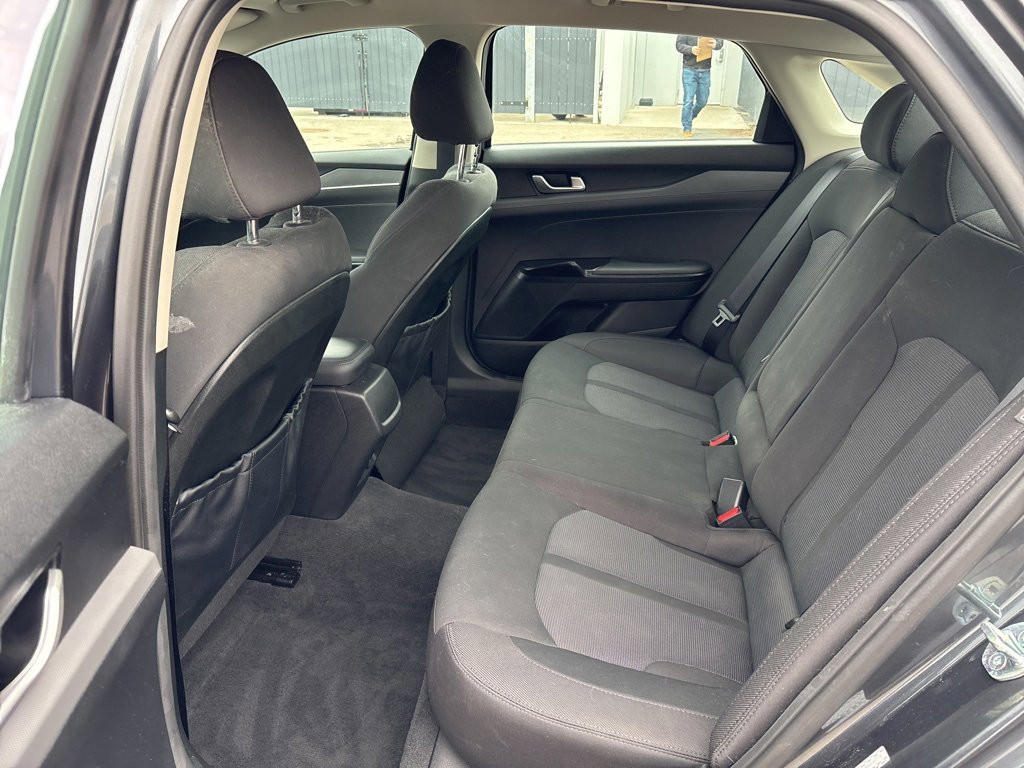 Used 2023 Kia K5 LXS image 12