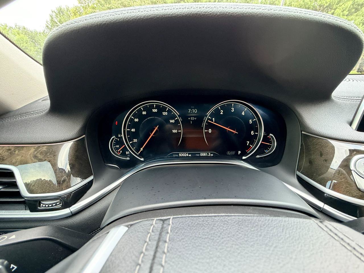 Used 2018 BMW 740i xDrive AWD/4WD image 18