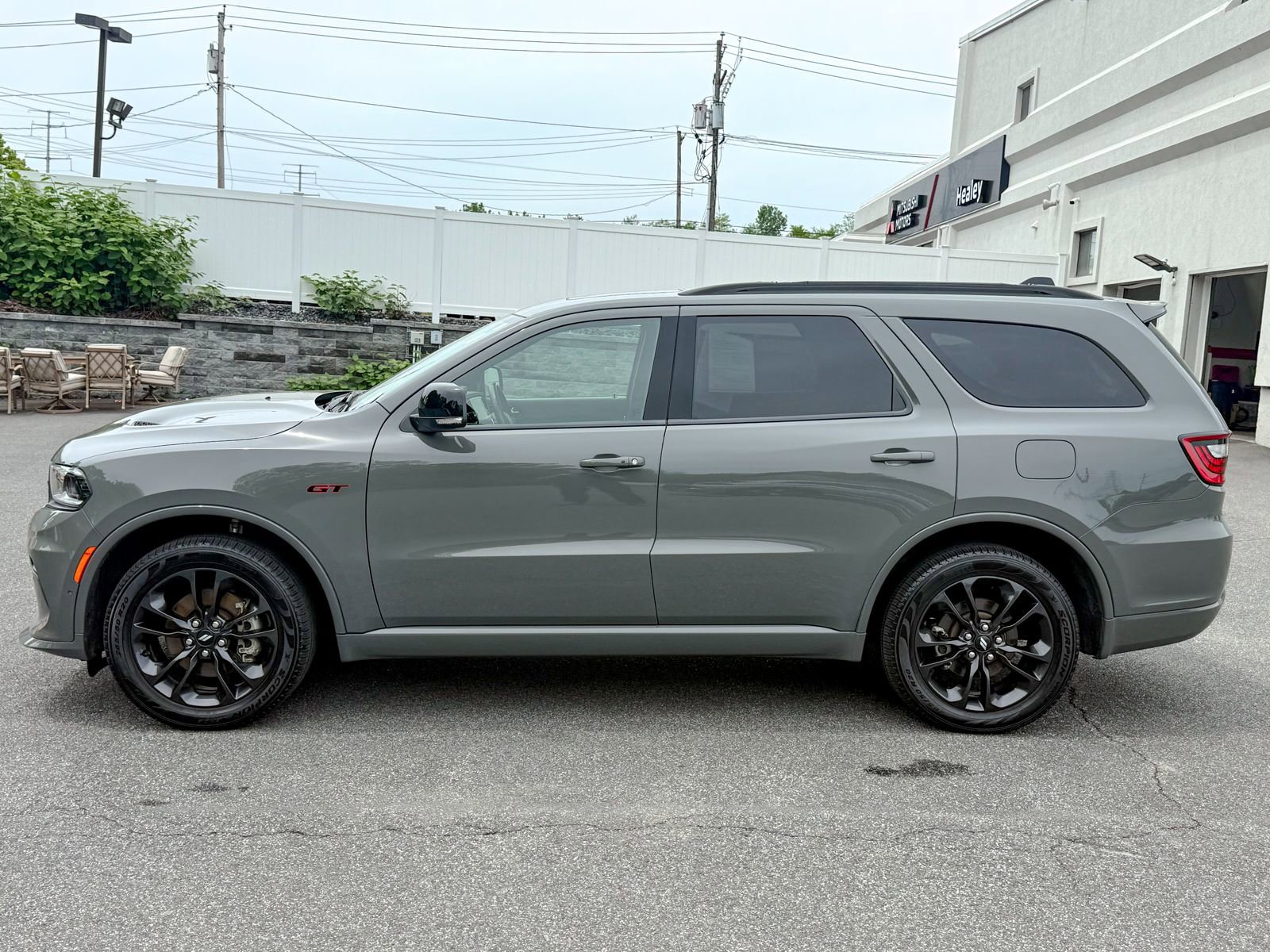 Used 2025 Dodge Durango GT AWD/4WD image 4