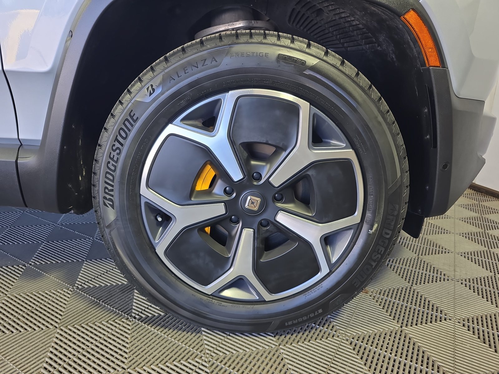 Used 2023 Rivian R1S Adventure Quad AWD/4WD image 11