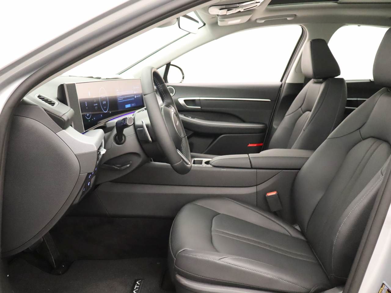 New 2026 Hyundai Sonata Limited FWD image 15