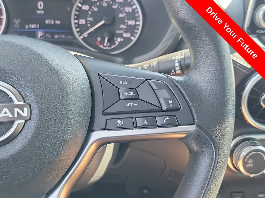 Used 2025 Nissan Sentra SV FWD image 8