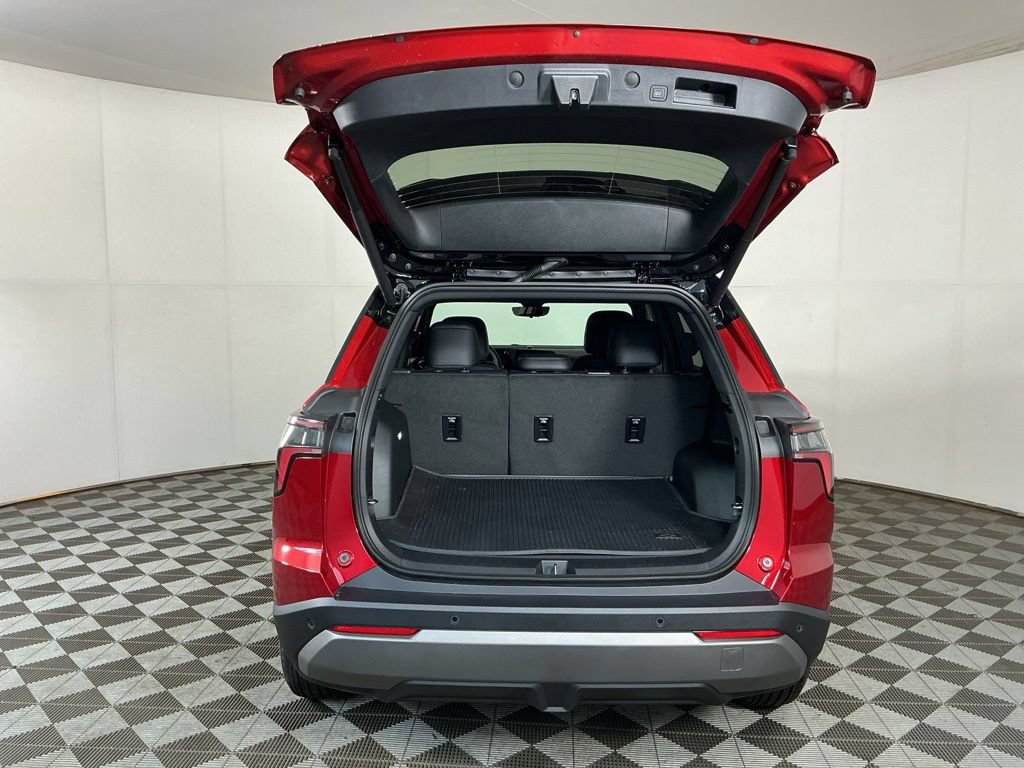 New 2027 Chevrolet Equinox LT w/ Convenience Package II AWD/4WD image 10