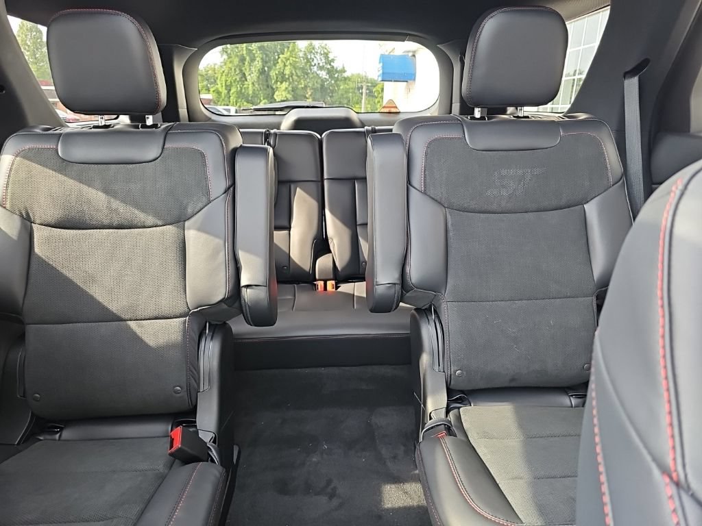 New 2026 Ford Explorer ST w/ Sun And Sound Package AWD/4WD image 11