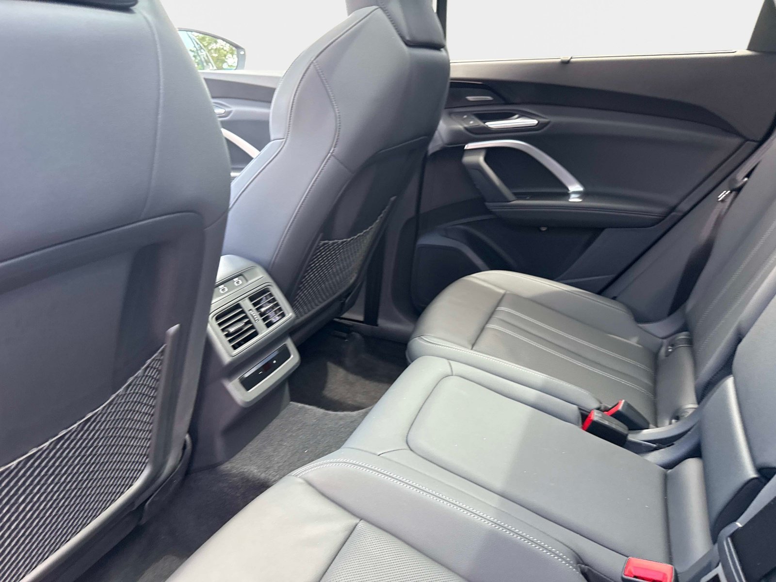 Used 2025 Audi Q5 Premium w/ Premium Plus AWD/4WD image 14