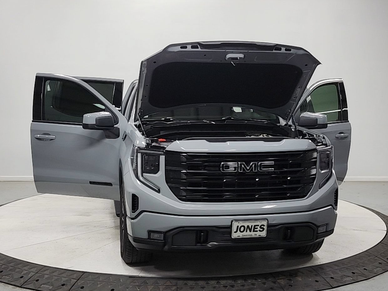 Used 2024 GMC Sierra 1500 Elevation w/ Preferred Package AWD/4WD image 10