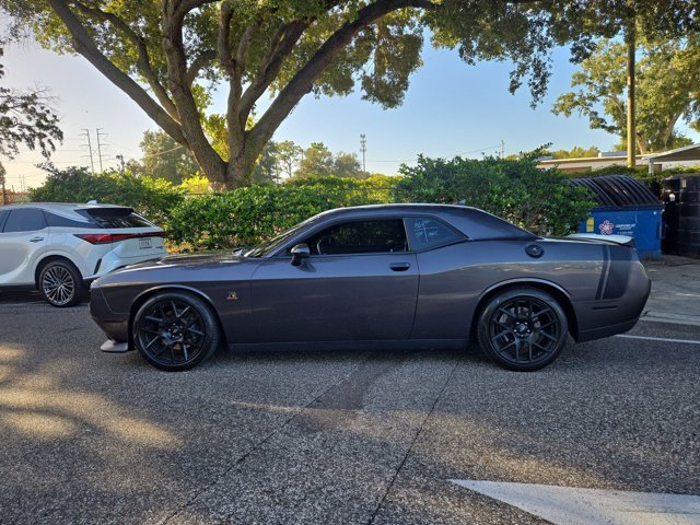 Used 2015 Dodge Challenger R/T Scat Pack w/ Scat Pack Appearance Package RWD image 8