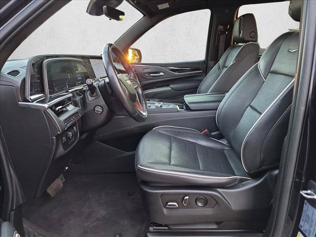Used 2023 Cadillac Escalade Sport AWD/4WD image 15