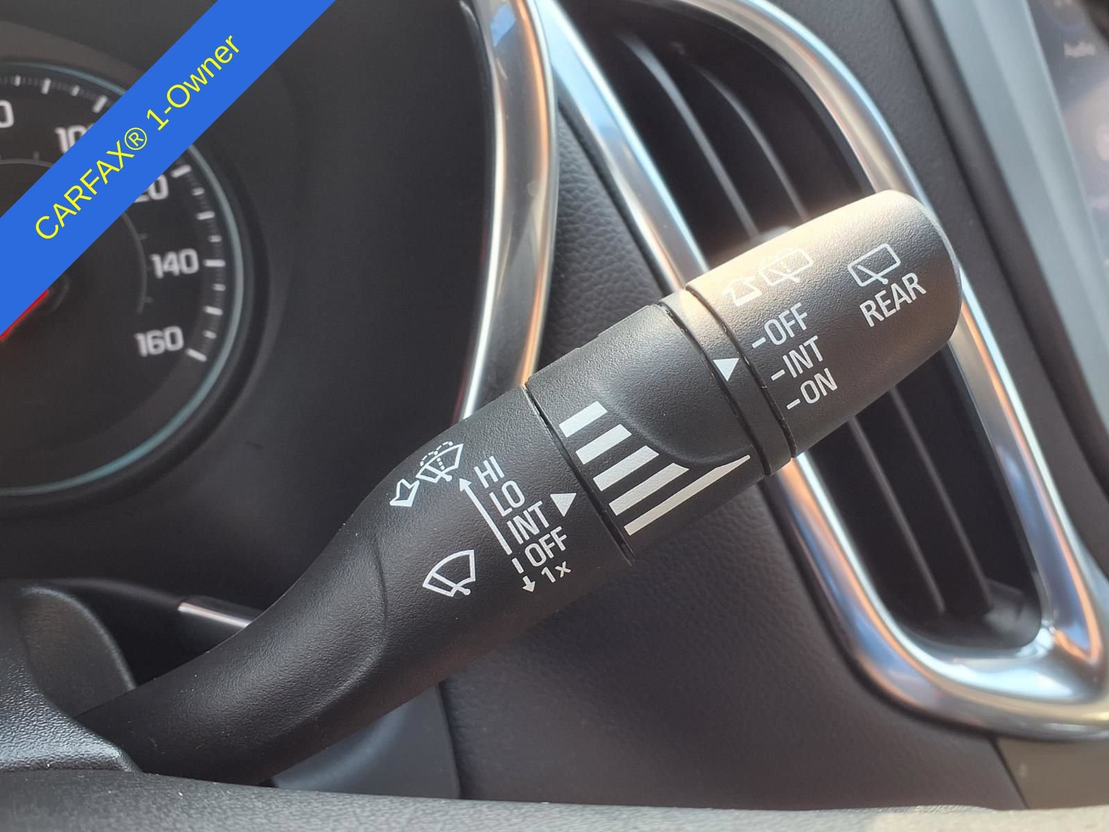 Used 2023 Chevrolet Equinox LT FWD image 22