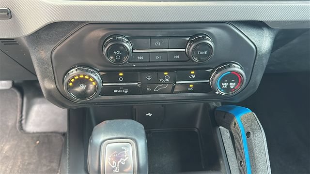 Used 2024 Ford Bronco Black Diamond AWD/4WD image 12