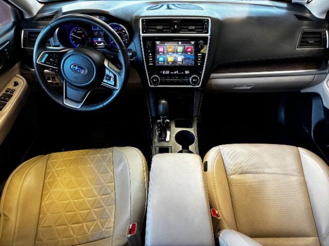 Used 2018 Subaru Outback 2.5i Limited image 2