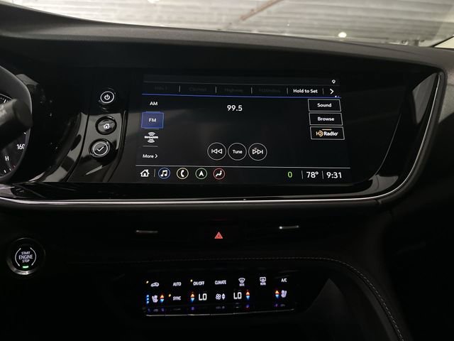 Used 2023 Buick Envision Avenir image 25