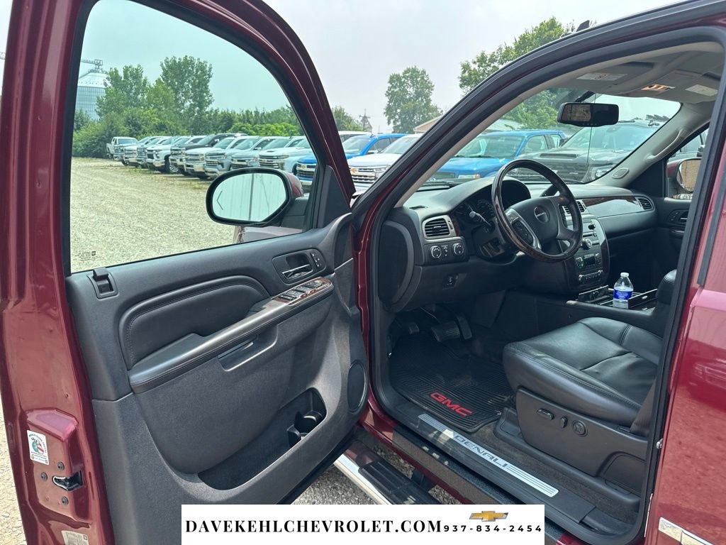 Used 2013 GMC Sierra 2500 Denali AWD/4WD image 9