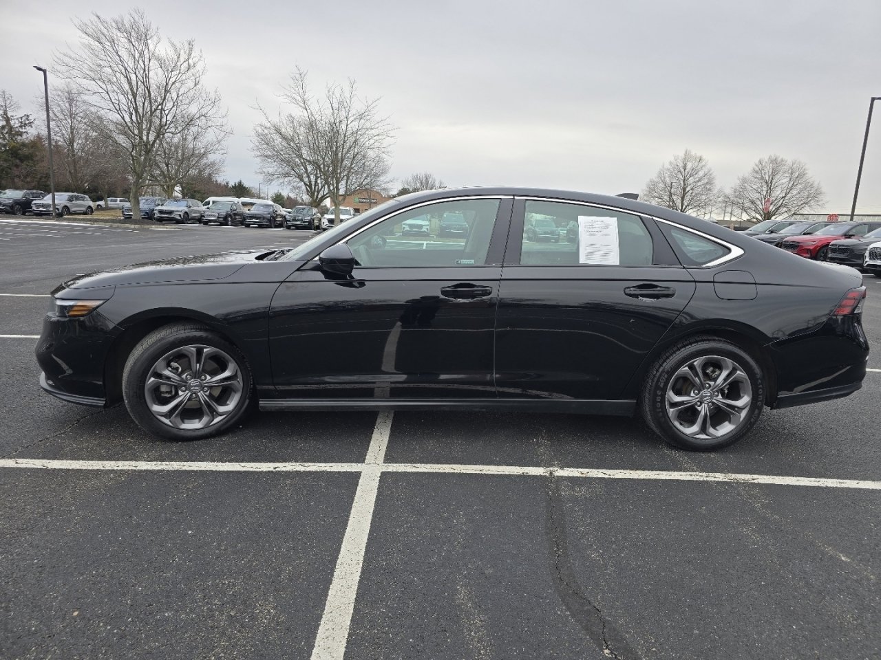 Certified 2023 Honda Accord EX image 15