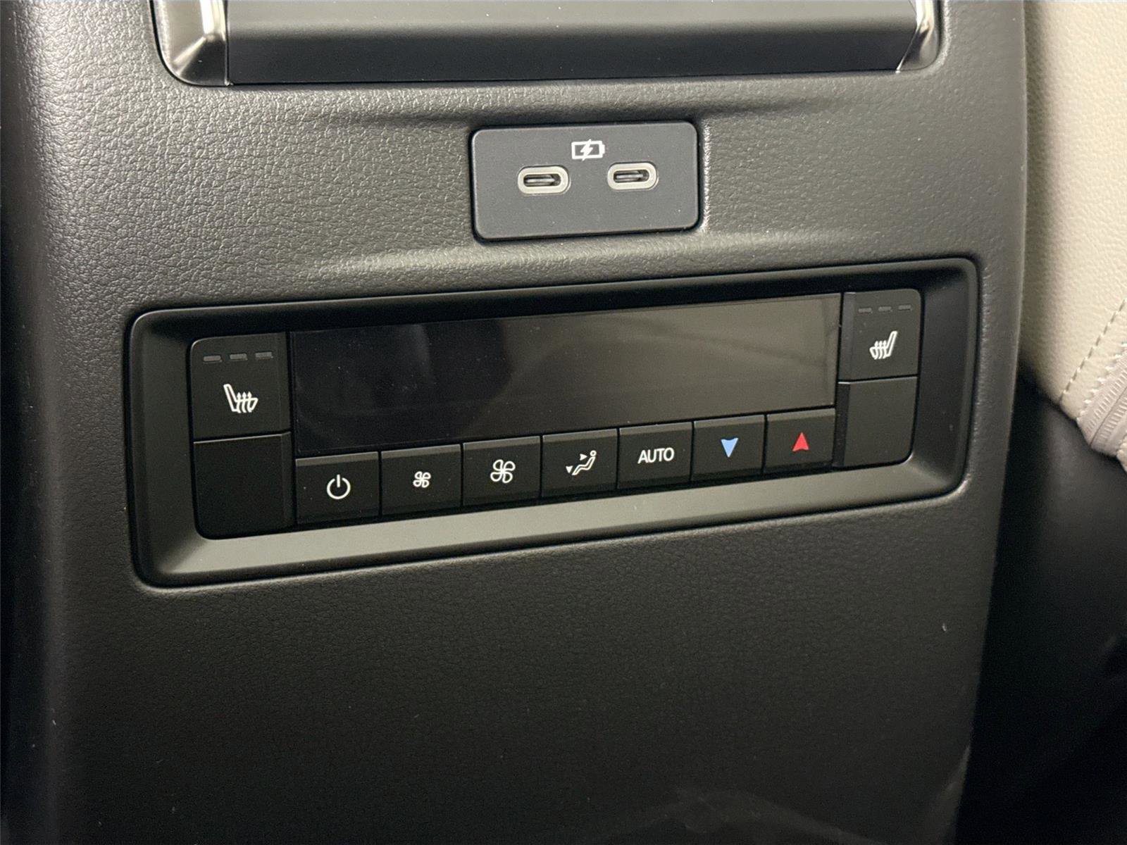 New 2026 MAZDA CX-90 3.3 Turbo w/ Premium Sport Pkg image 40