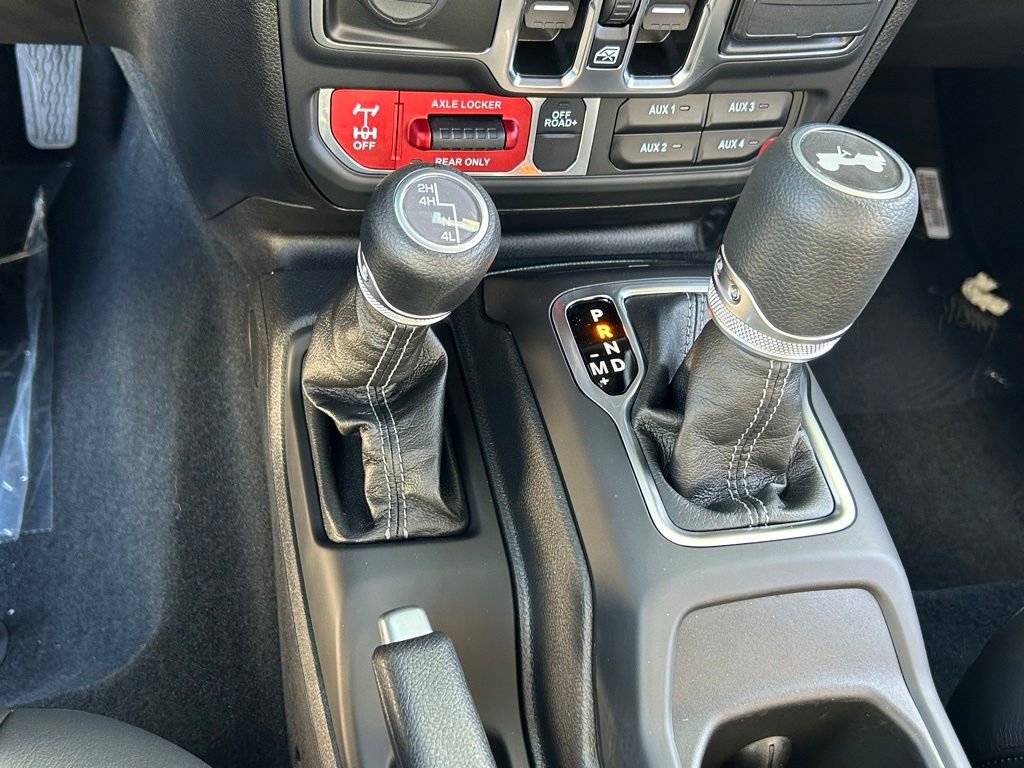 New 2024 Jeep Wrangler Willys image 13