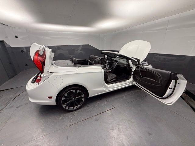Used 2019 Buick Cascada Premium FWD image 32