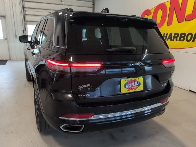 Used 2022 Jeep Grand Cherokee Overland w/ Luxury Tech Group IV AWD/4WD image 44