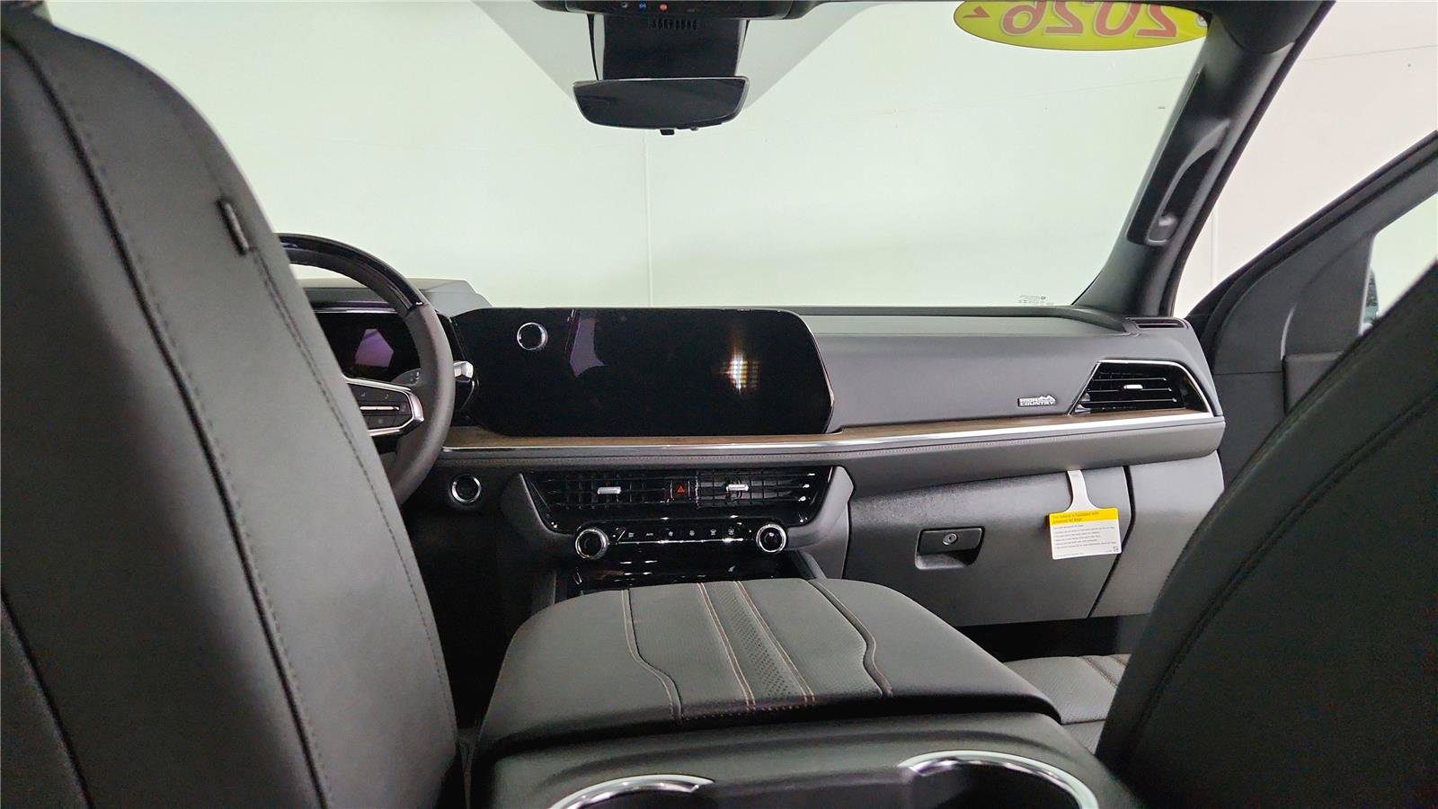 New 2026 Chevrolet Tahoe High Country AWD/4WD image 18