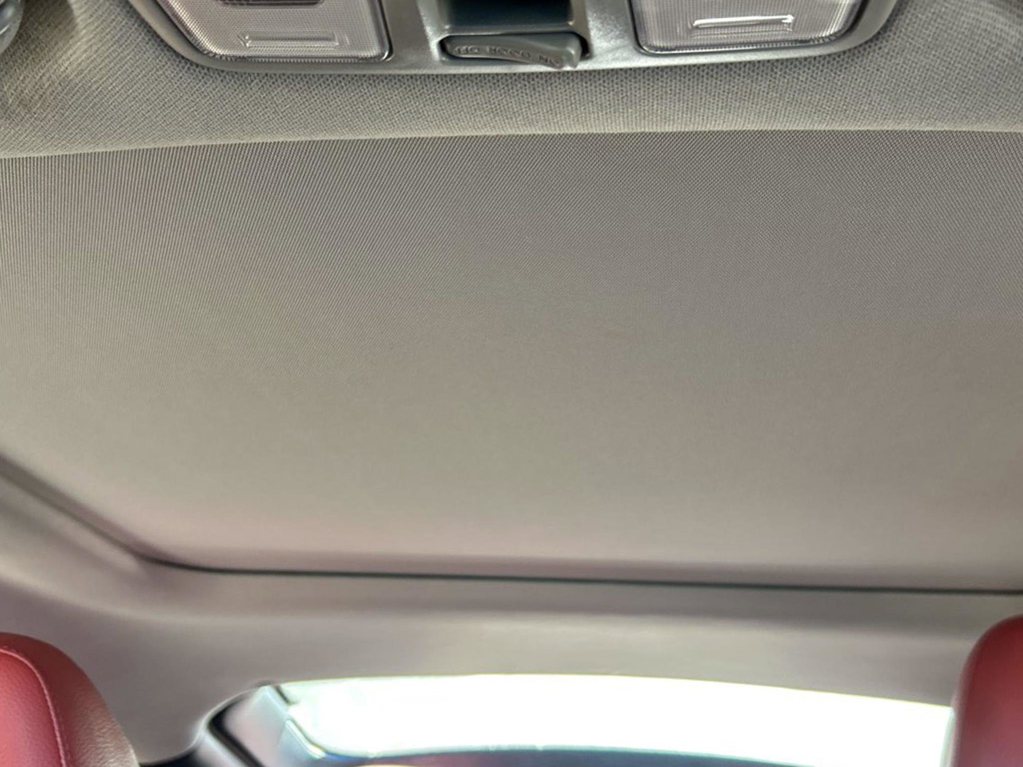 Used 2014 Hyundai Veloster w/ Technology Package 03 image 21