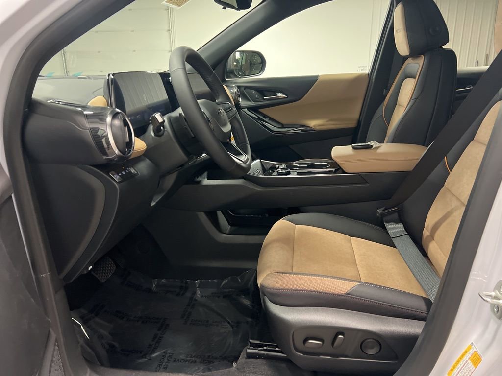 New 2026 Chevrolet Equinox ACTIV w/ Convenience Package III image 8